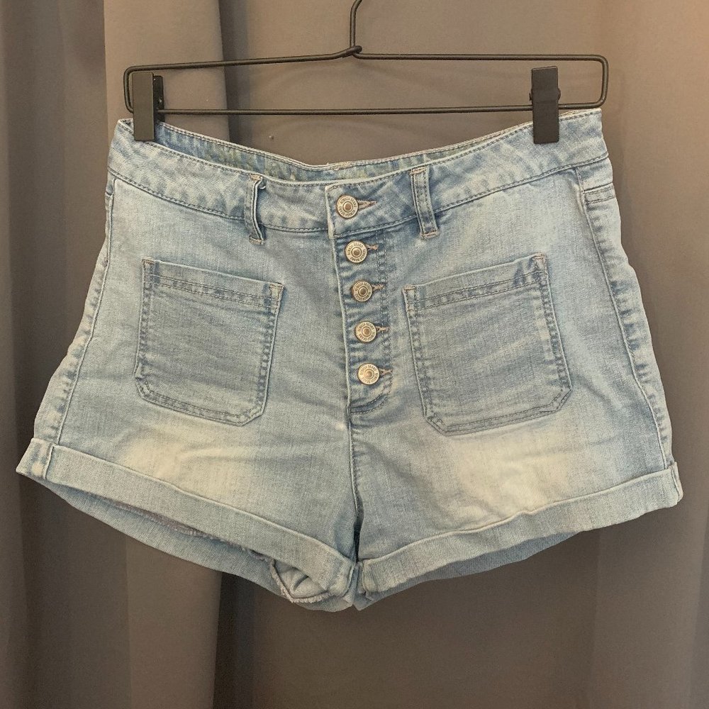 Light Wash, High Rise Jean Shorts w/ Buttons